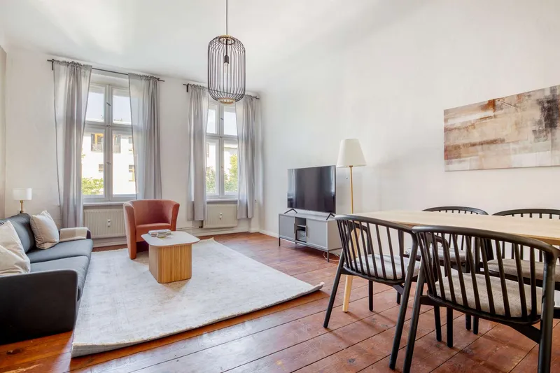 Hochwertige 3-Zimmer Wohnung in Kreuzberg - voll möbliert — photo 1